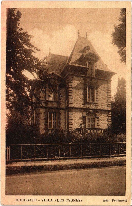 Carte postale ancienne Houlgate Villa Les Cygnes à Houlgate