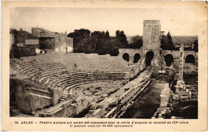 Carte postale ancienne Arles Theatre Antique à Arles