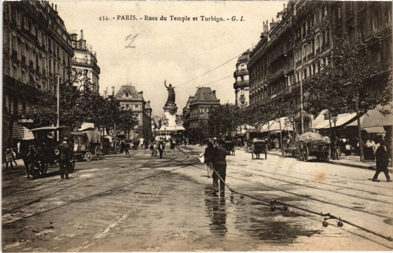 Carte postale ancienne Paris 3e Rue du Temple et Turbigo à Paris 3e