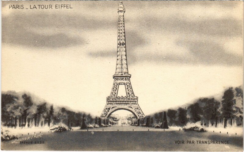 Carte postale ancienne Paris 7e Tour Eiffel Hold To Light transparent à Paris 7e