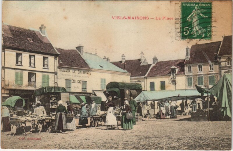 Carte postale ancienne Viels-Maisons La Place à Viels-Maisons