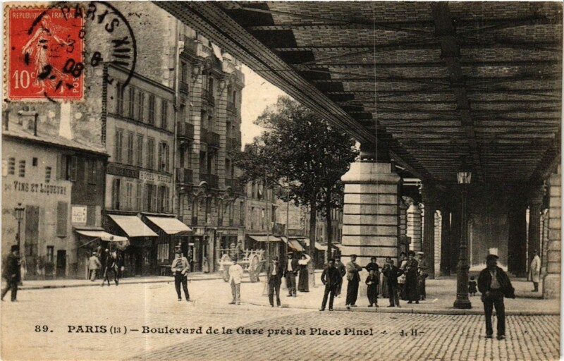 Carte postale ancienne Paris 13e Bd de la Gare pres la Place Pinel à Paris 13e