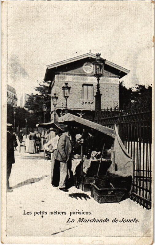 Carte postale ancienne Les petits métiers parisiens - La Marchande de Jouets à Paris 19e