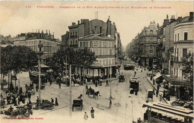 Carte postale ancienne Toulouse - Carrefour de la Rue Alsace-Lorraine et du Boulevard à Toulouse