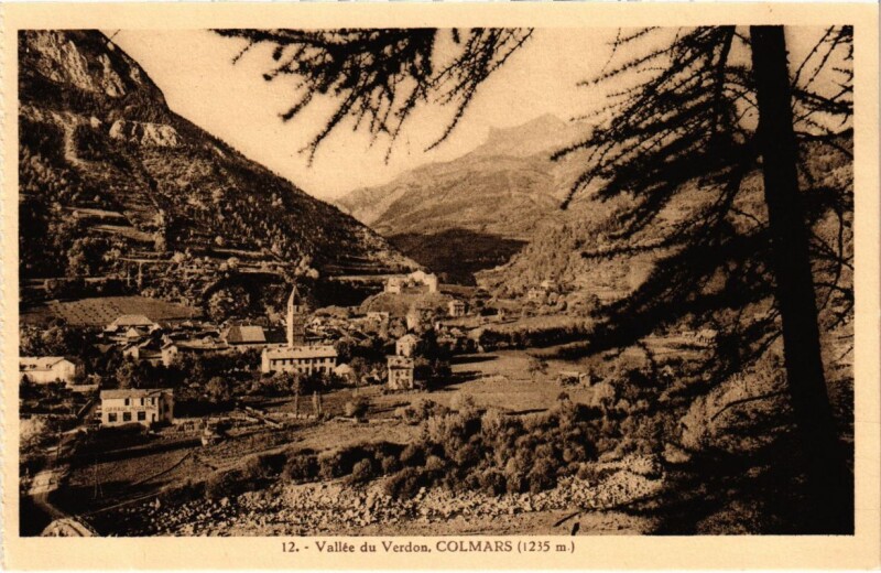 Carte postale ancienne Vallee du Verdon Colmars à Colmars