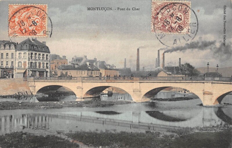 Carte postale ancienne Montlucon Pont Du Cher