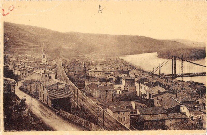 Carte postale ancienne Serrieres Sur Rhone Vue Generale