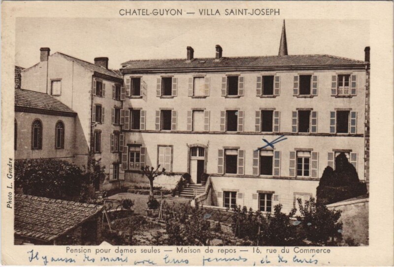 Carte postale ancienne Chatel Guyon Villa SaintJoseph