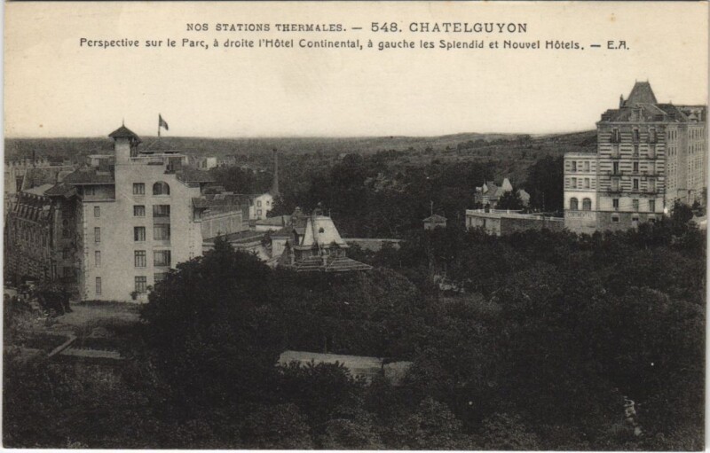 Carte postale ancienne Chatel Guyon Perspective sur le Parc
