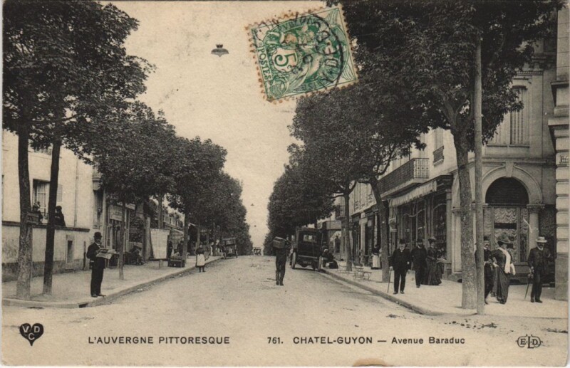 Carte postale ancienne Chatel Guyon Avenue Baraduc