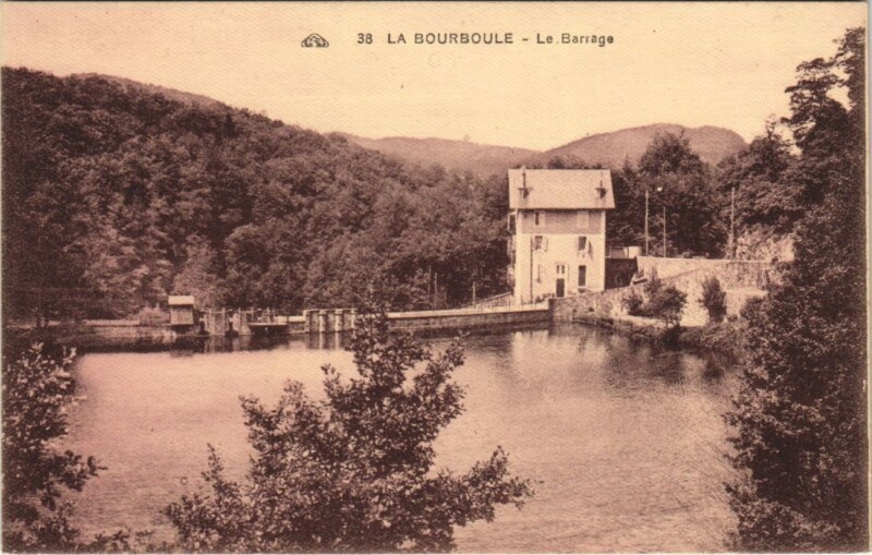 Carte postale ancienne La Bourboule Le Barrage à La Bourboule