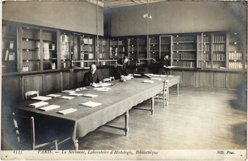Carte postale ancienne Paris 5e la Sorbonne Laboratoire d'Histologie Bibiliothque à Paris 5e