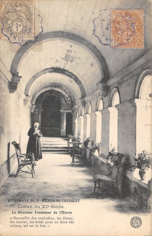 Carte postale ancienne Abbaye De Saint Michel De Frigolet Le Cloitre