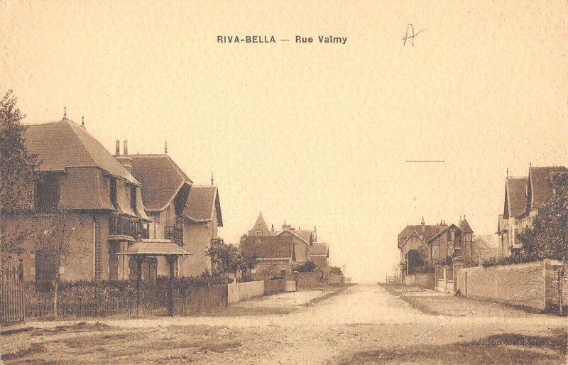Carte postale ancienne Riva Bella Rue Valmy