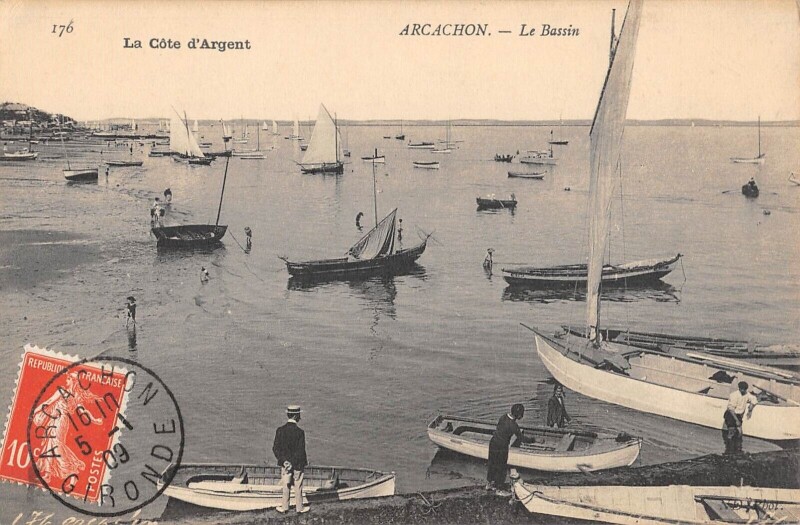 Carte postale ancienne Arcachon Le Bassin à Arcachon