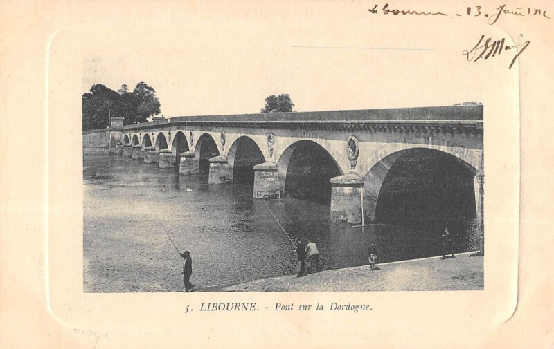 Carte postale ancienne Libourne Pont Sur La Dordogne à Libourne