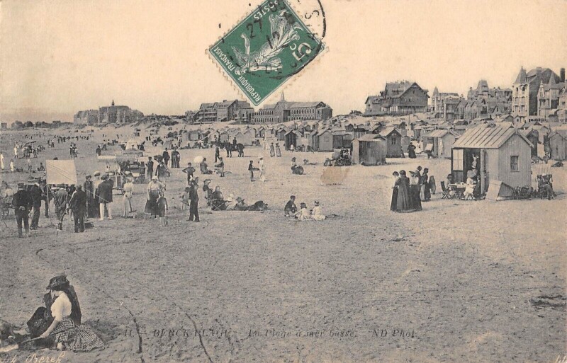 Carte postale ancienne Berck Plage La Plage A Mer Basse à Berck