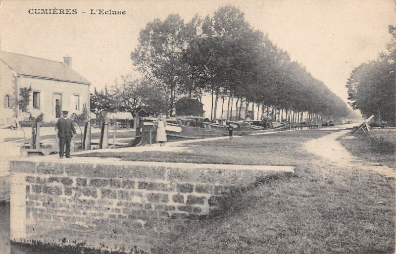 Carte postale ancienne Cumieres L'Ecluse