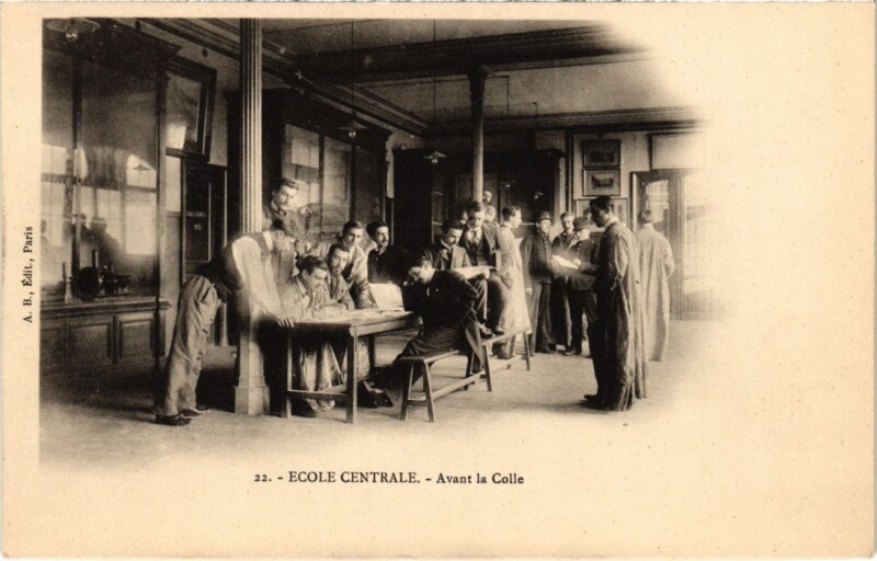 Carte postale ancienne Paris 3e Ecole Centrale avant la Colle à Paris 3e