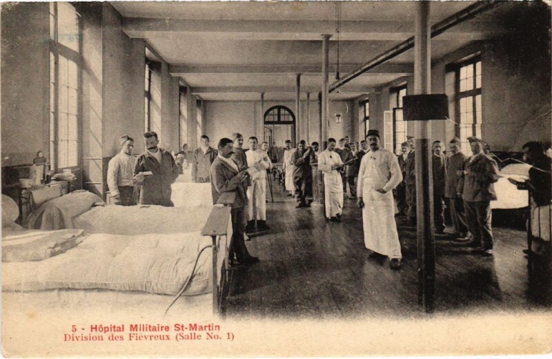 Carte postale ancienne Paris 10e Hopital militaire Saint-Martin Division des Fievreux à Paris 10e