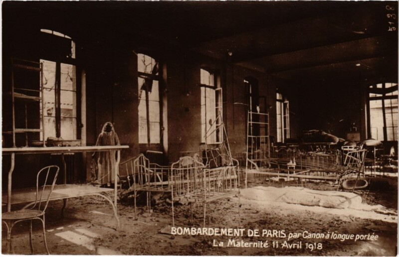 Carte postale ancienne Bombardement de Paris - La Maternité - 11 Avril 1918 à Paris 14e
