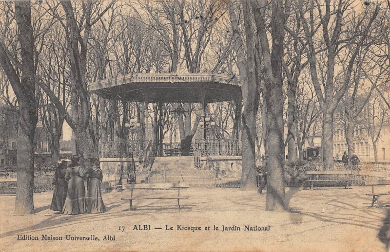 Carte postale ancienne Albi Le Kiosque Et Le Jardin National