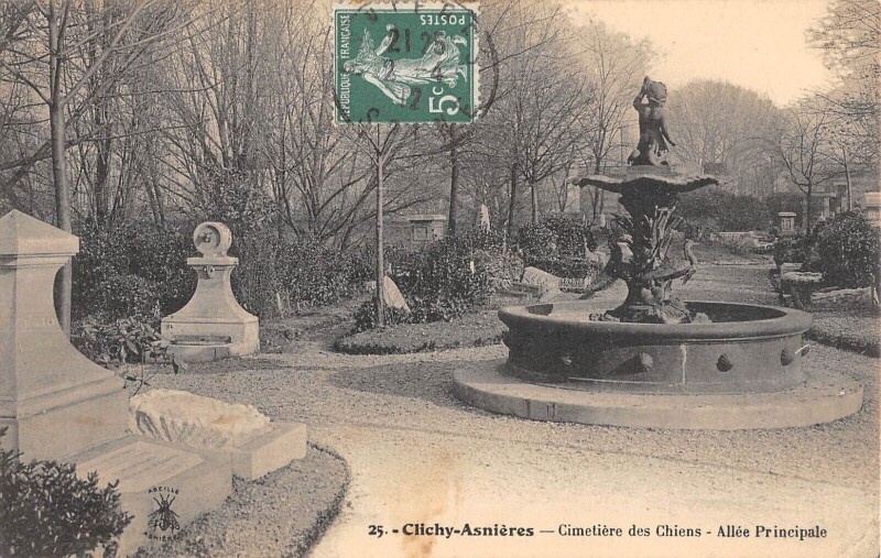 Carte postale ancienne Clichy Asnieres Cimetiere Des Chiens Allee Principale à Asnières-sur-Seine