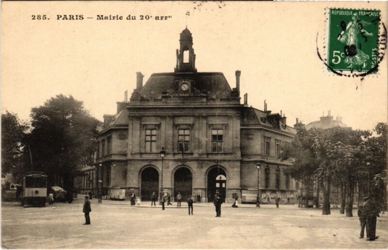 Carte postale ancienne Mairie du 20e arrondissement à Paris 20e