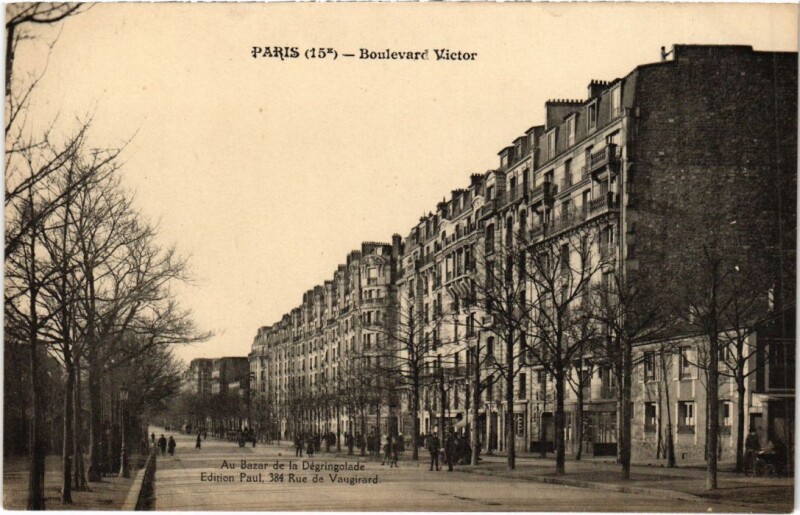 Carte postale ancienne Boulevard Victor à Paris 15e