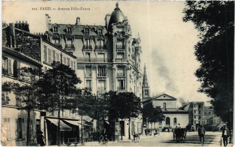 Carte postale ancienne Avenue Felix Faure à Paris 15e