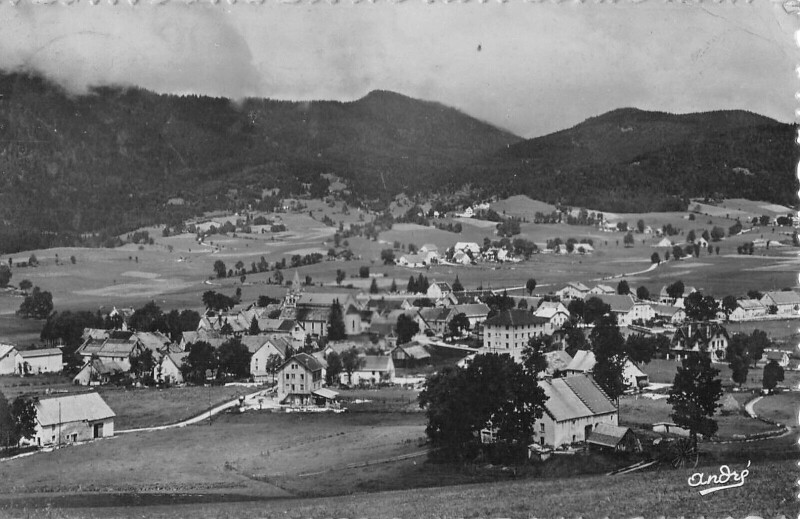 Carte postale ancienne Autrans Vue Generale