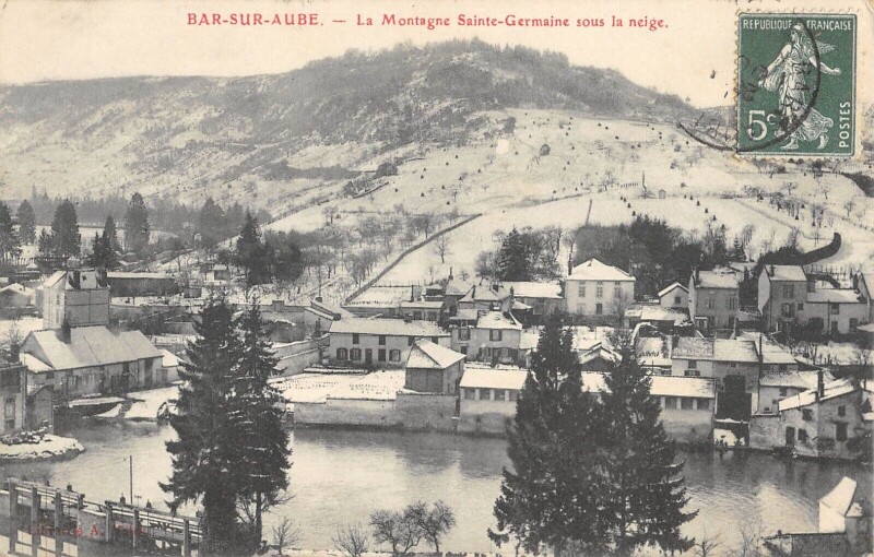 Carte postale ancienne Bar Sur Aube La Montagne Sainte Germaine Sous La Neige à Bar-sur-Aube