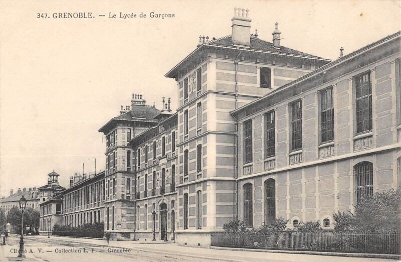 Carte postale ancienne Grenoble Le Lycee De Garcons à Grenoble