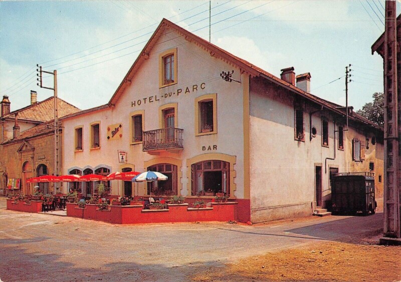 Carte postale ancienne Nozeroy Hotel Du Parc à Nozeroy