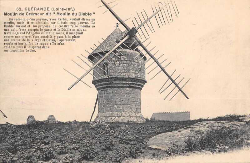 Carte postale ancienne Moulin de Crémeur dit Moulin du Diable à Guérande