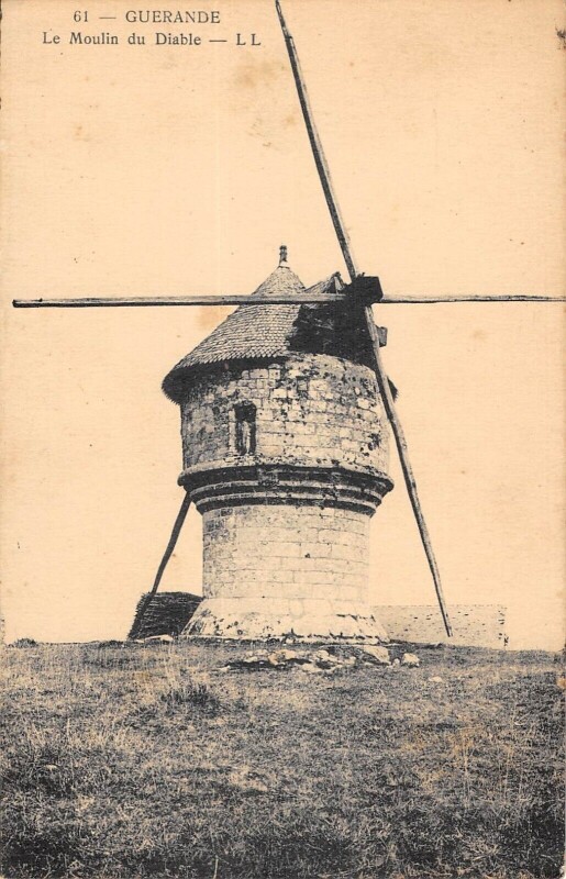 Carte postale ancienne Le Moulin du Diable à Guérande