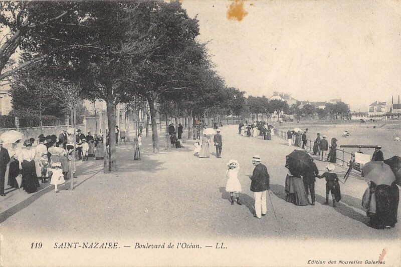 Carte postale ancienne Saint Nazaire Boulevard De L'Ocean à Saint-Nazaire