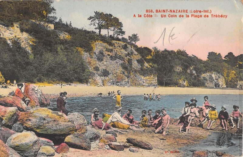 Carte postale ancienne Saint Nazaire A La Cote Un Coin De La Plage De Trebezy à Saint-Nazaire