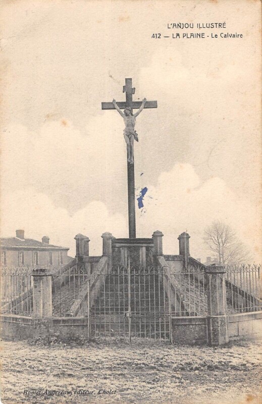 Carte postale ancienne La Plaine Le Calvaire à La Plaine