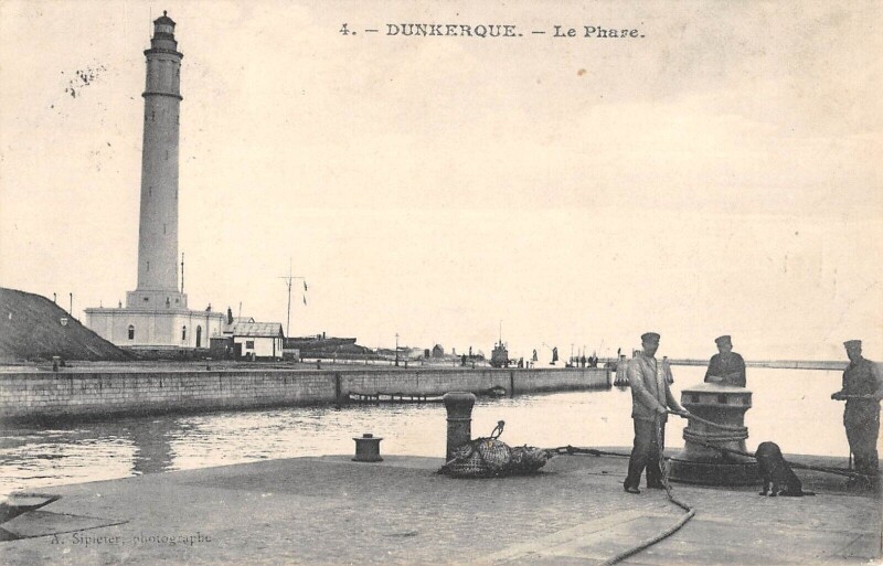 Carte postale ancienne Dunkerque Le Phare à Dunkerque