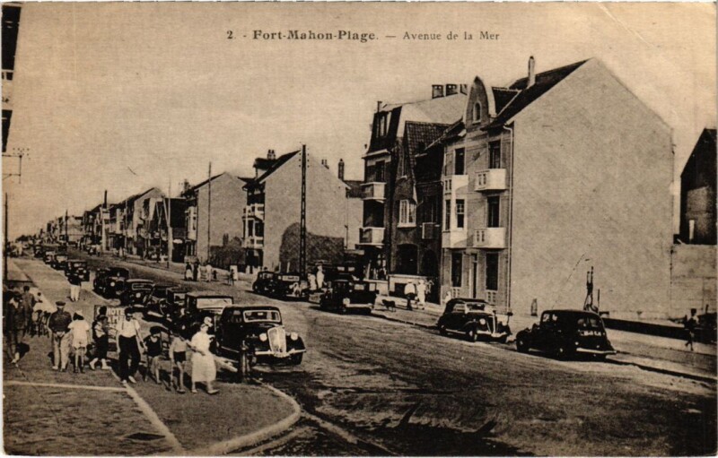 Carte postale ancienne Fort-Mahon-Plage Avenue de la Mer à Fort-Mahon-Plage