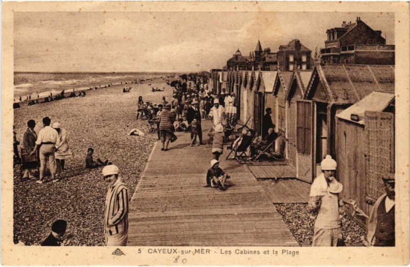 Carte postale ancienne Cayeux-sur-Mer Les Cabines et la Plage à Cayeux-sur-Mer