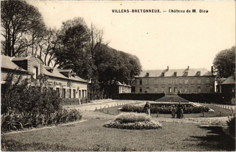 Carte postale ancienne Villers-Bretonneux Chateau de M. Dieu à Villers-Bretonneux