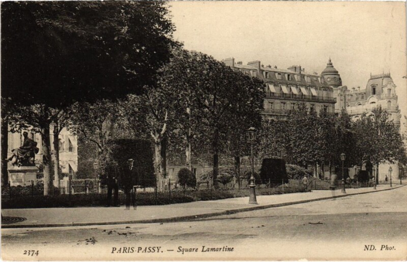 Carte postale ancienne Passy - Square Lamartine  ND Phot. à Paris 16e