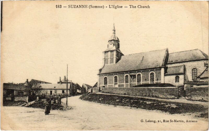 Carte postale ancienne Suzanne L'Eglise à Suzanne