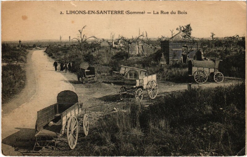 Carte postale ancienne Lihons La Rue du Bois à Lihons