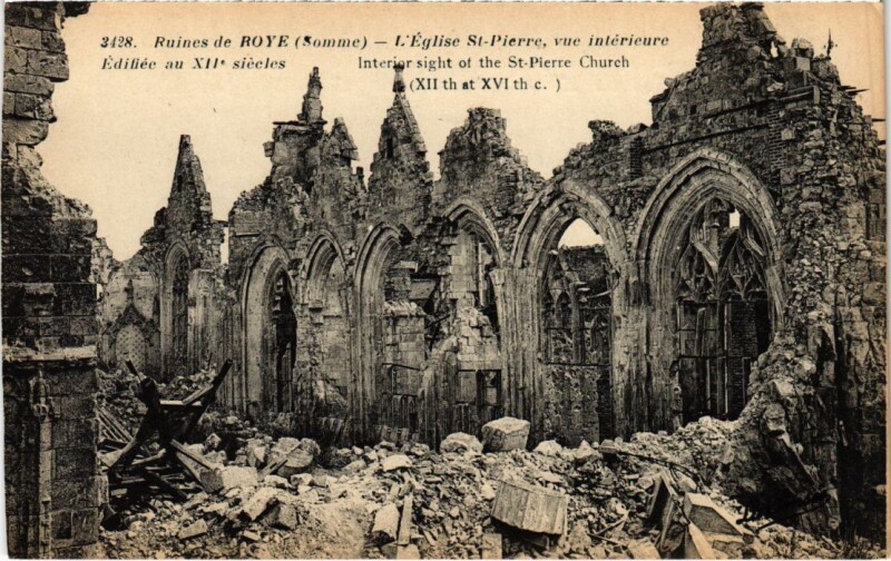 Carte postale ancienne Roye Ruines - L'Eglise Saint-Pierre - Vue Interieure