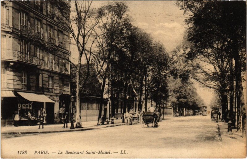 Carte postale ancienne Paris 5e Boulevard Saint-michel à Paris 5e