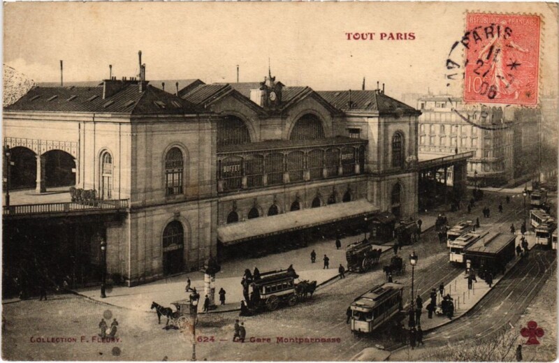 Carte postale ancienne La Gare Montparnasse à Paris 6e
