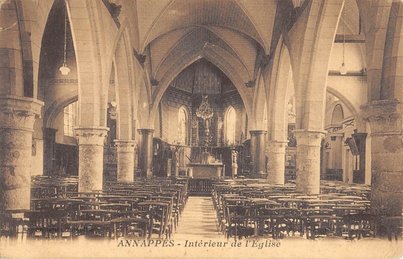 Carte postale ancienne Annappes Interieur Eglise